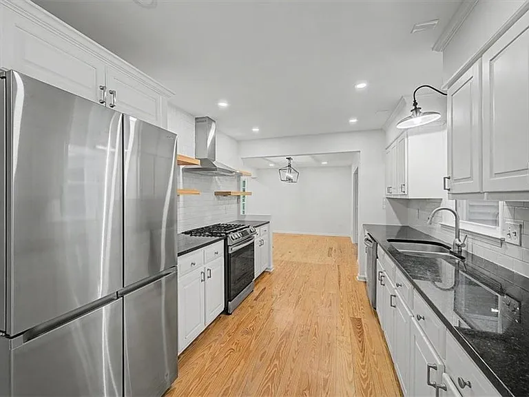 3868 Emerson St — Photo 14