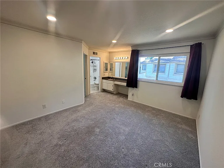 1031 S Palmetto Ave — Photo 15