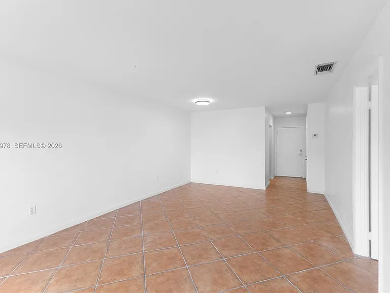 2600 NE 135th St #4E-A — Photo 6