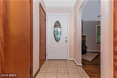 3 bed, 1.5 bath, 1594 sqft, $2,500 — Photo 4