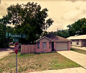 914 E Broadway Ave, Fort Worth, TX, 76104