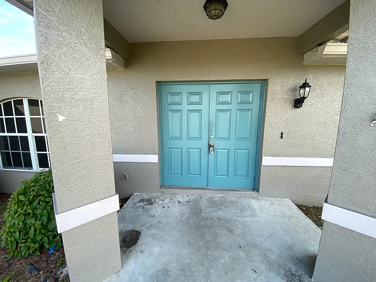 413 NW 16th Pl — Photo 31