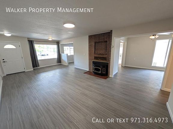2nd image of 3911 NE Garden Dr