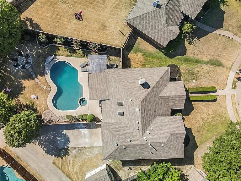 922 Blackstone Dr — Photo 48