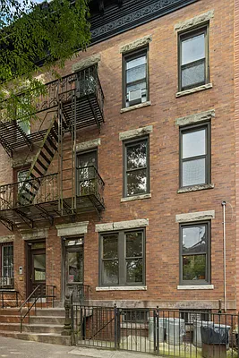 Rented by Compass | media 23