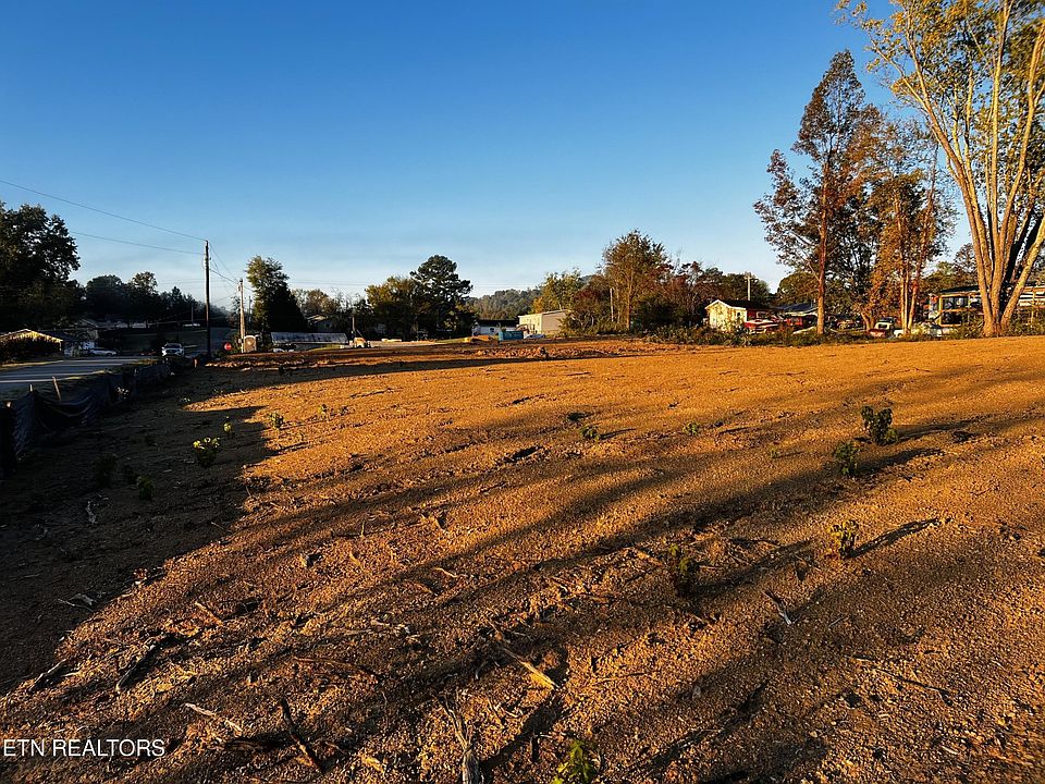 2nd image of 126 2nd St Lot 14