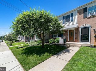 83 W Clymer Ave, Sellersville, PA 18960