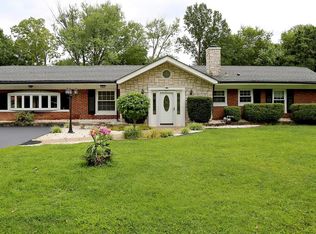 11854 Kramper Ln, Saint Louis, MO