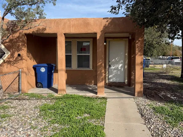 8023 Chico Rd NE #1, Albuquerque, NM 87108