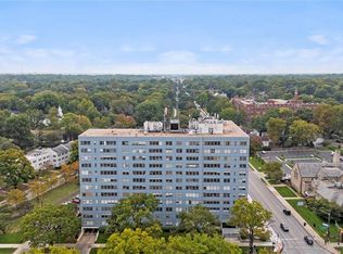 333 W Meyer Blvd APT 1105, Kansas City, MO 64113