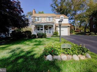 525 Lindley Rd, Glenside, PA 19038