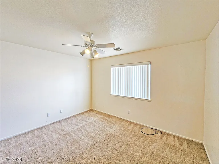 1850 Pershing Ave #B — Photo 9