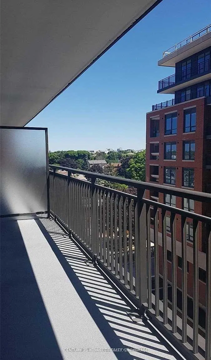 2 bed, $2,400 — Photo 4