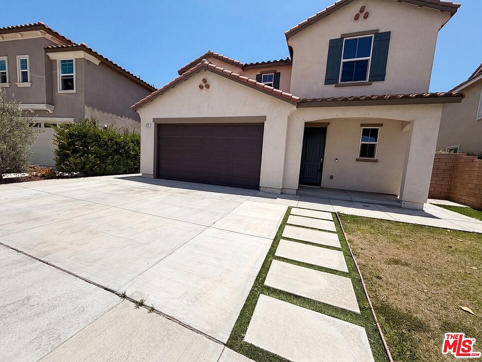 1st image of 383 Eureka Dr