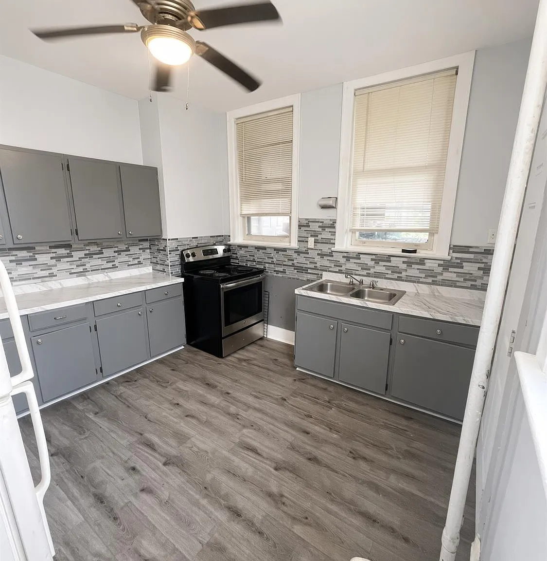 1 bed, 1.0 bath, $1,600 — Photo 4