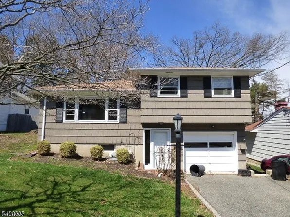 25 Kearney St, Dover, NJ 07801