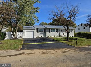 535 Rhode Island Ave, Brick, NJ 08724