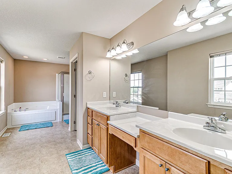 15222 Aurora Cir — Photo 18