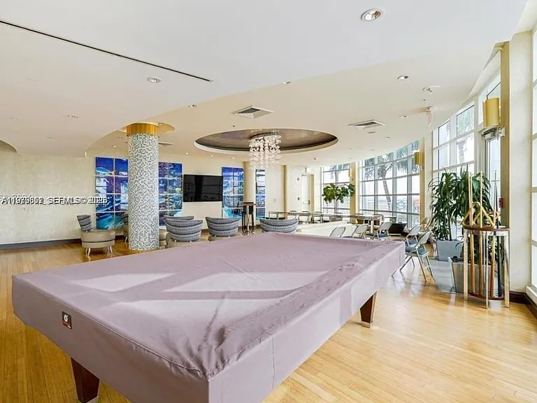 244 NE Biscayne Blvd #440 — Photo 14