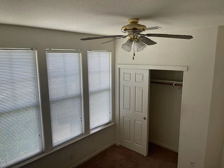 4221 Lasalle Dr — Photo 14