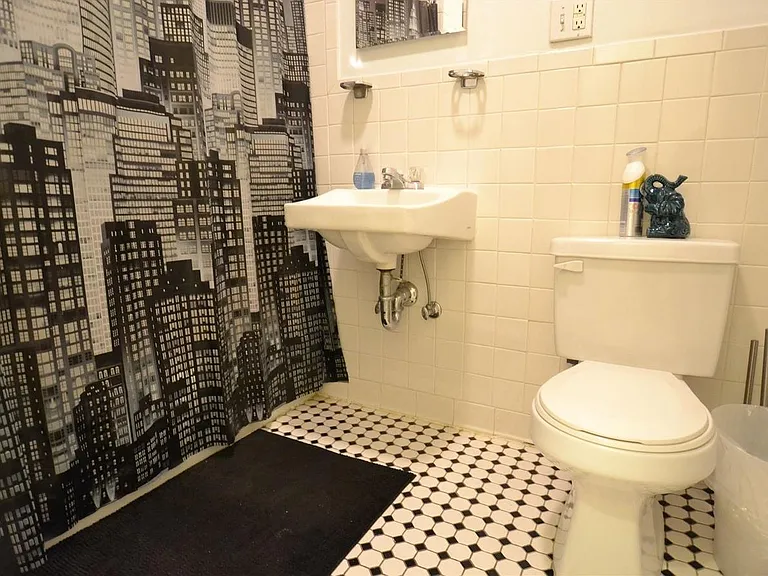 1950 Beacon St #1 — Photo 7