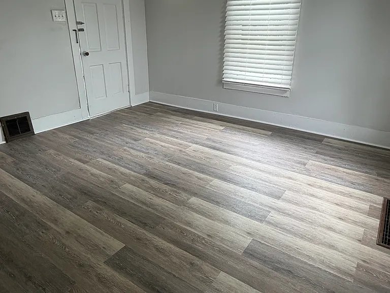 258 Saint Andrews Ave — Photo 2