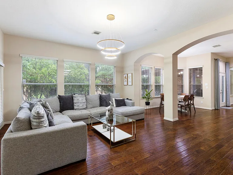19 Driftdale Pl — Photo 27
