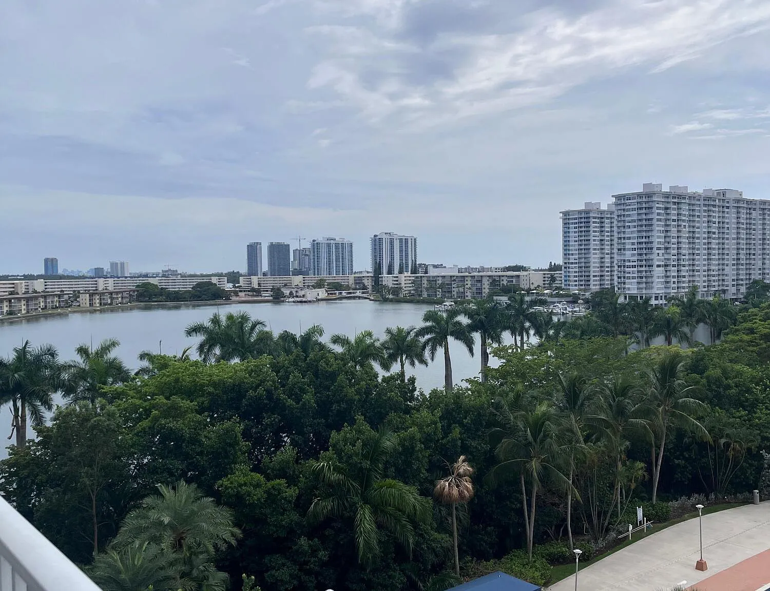 2851 NE 183rd St — Photo 3