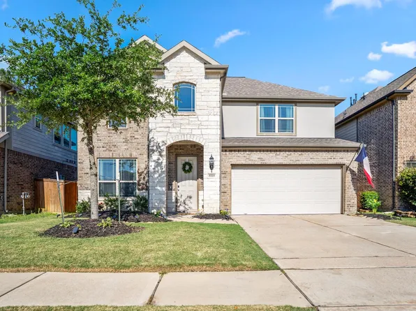 8919 Texas Honeysuckle Trl, Cypress, TX 77433
