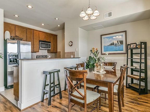 5th image of 4111 Pointe West Dr Unit 102