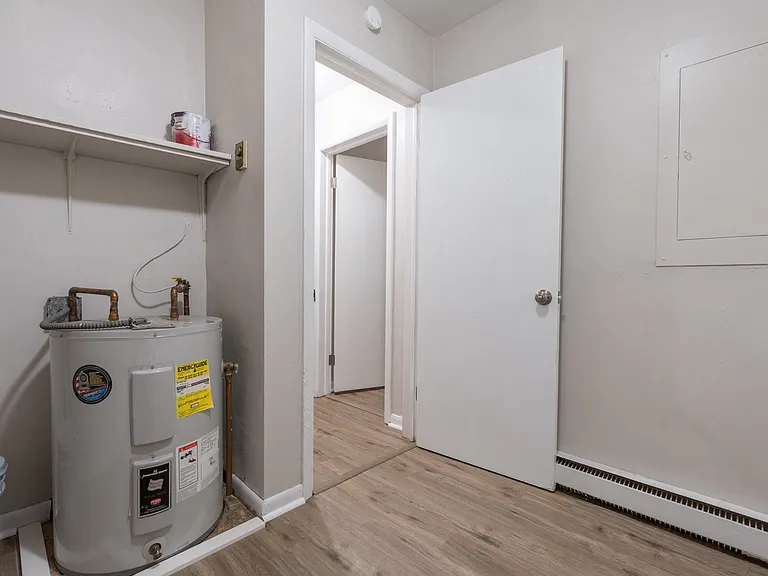 344 Woodview Ave #A — Photo 20