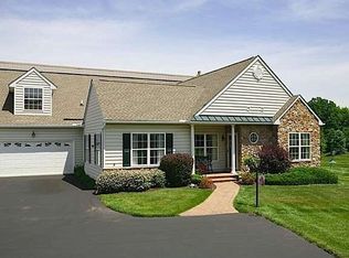 608 Churchill Ln, Garnet Valley, PA 19060