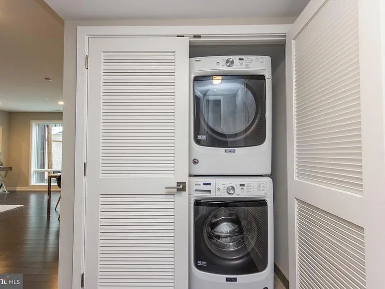 716 S Sartain St #2 — Photo 18