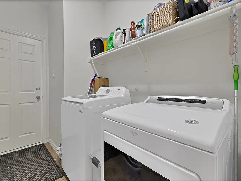 1708 Kittyhawk Dr — Photo 22