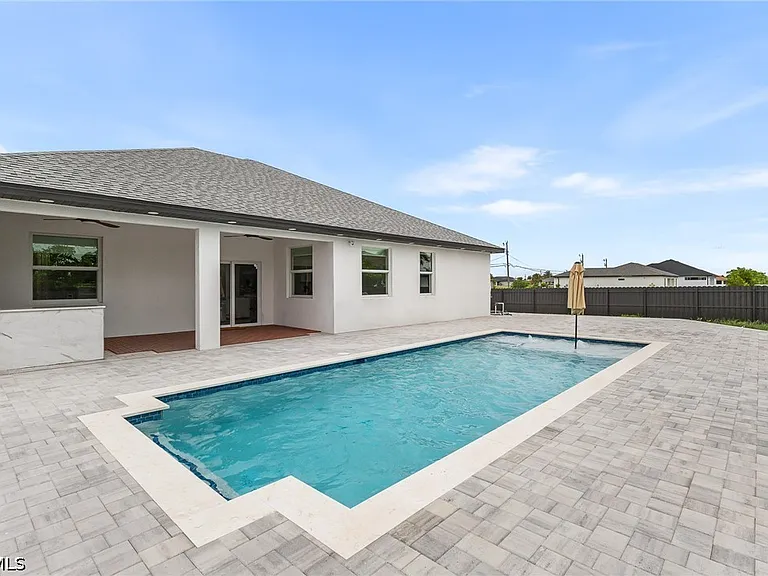 2837 NW 3rd St — Photo 23