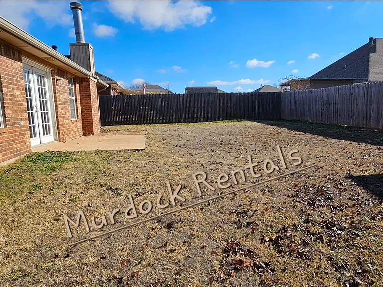 624 E Katelyn Ln — Photo 25