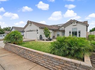 321 Quailhollow Dr, Ione, CA 95640
