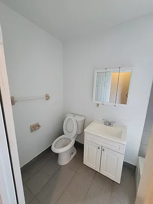 Rented by Signature Property Realty | media 8