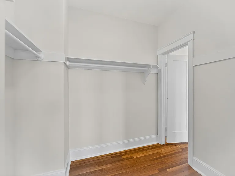990 Bay St #1114R — Photo 14