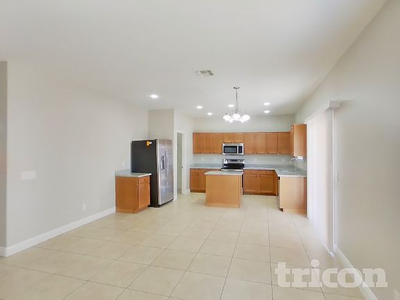 4th image of 2405 N 92nd Ln
