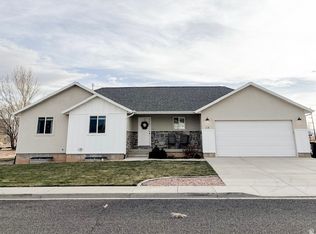 218 E 200 S, Aurora, UT 84620