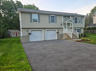 1 S Lynn St, Warwick, NY 10990