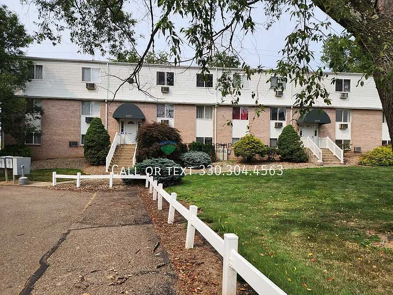 Village Woods Apartments — Photo 1