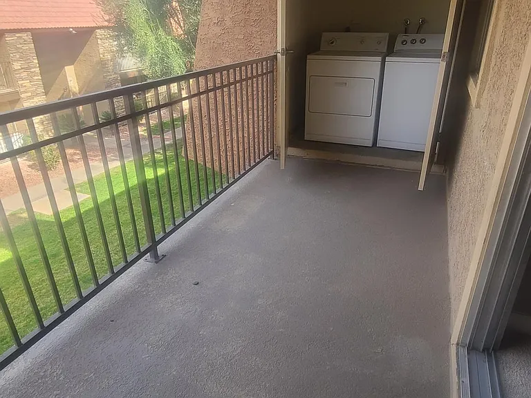 5061 River Glen Dr #70 — Photo 13