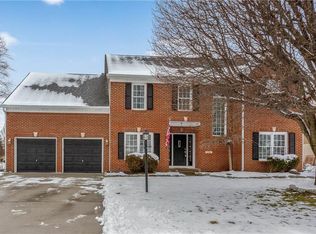 9156 Pointe Ct, Fishers, IN 46037