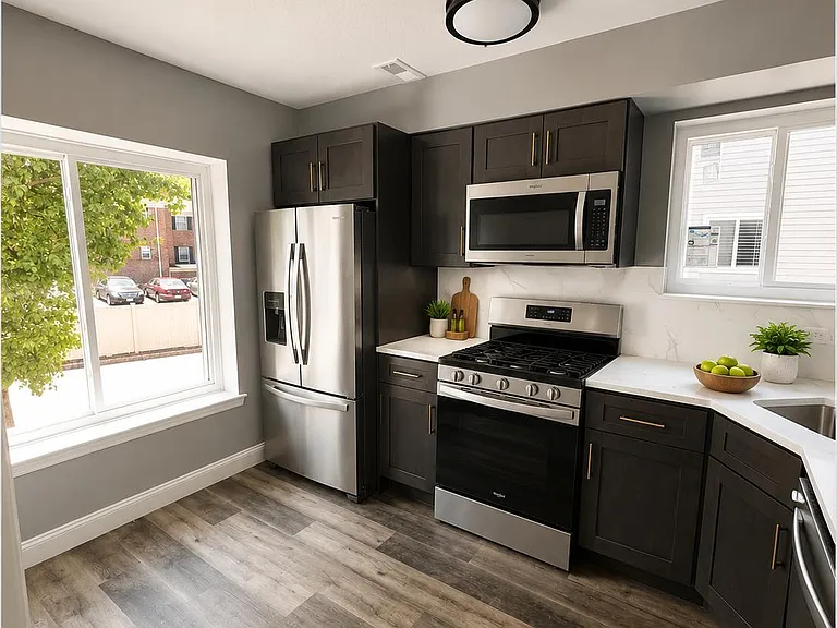 201 Madaline Dr — Photo 8