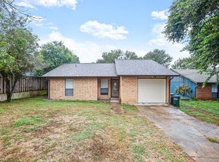 2025 Castle Gate Cir, San Marcos, TX 78666
