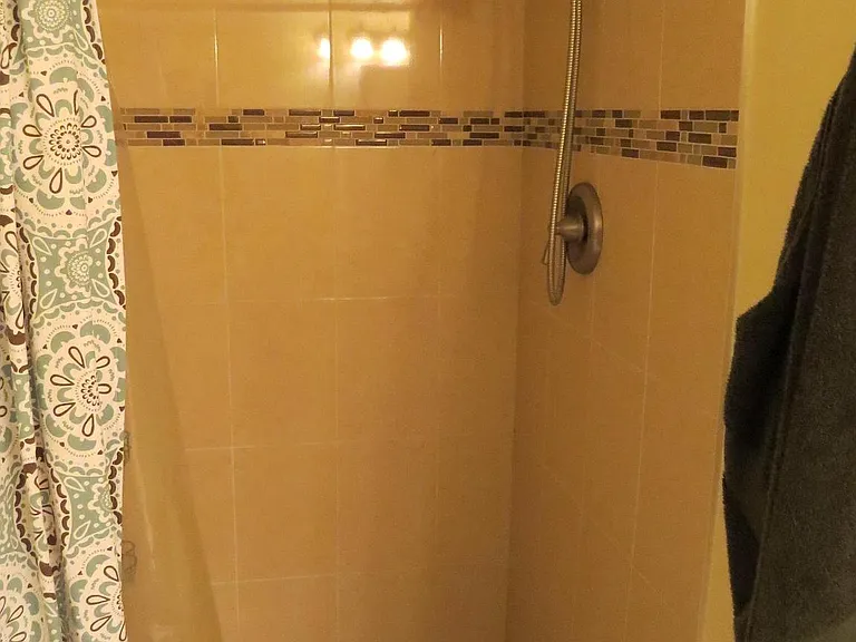 1413 Northgate Sq #1C — Photo 13