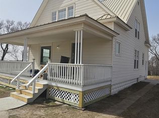 5173 N Donmyer Rd, Solomon, KS 67480