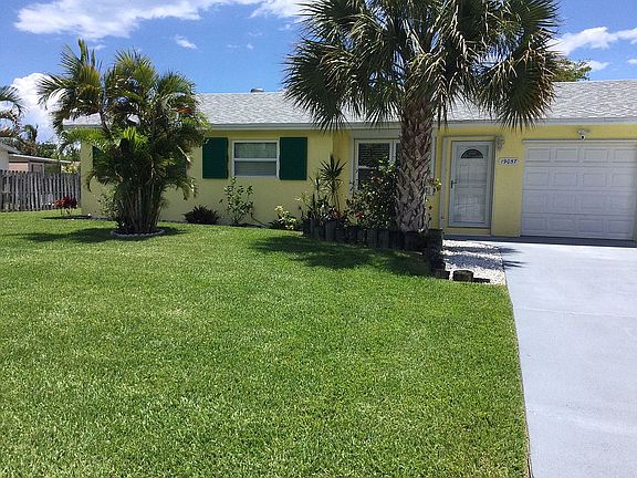 3rd image of 19057 SE Arnold Dr